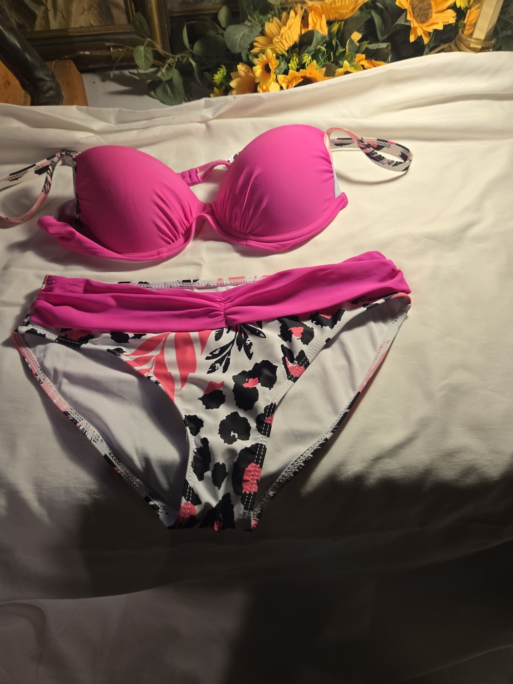 Source Unknown Hot Pink Push-Up Bikini with Floral Leopard Print